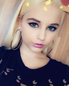 anjacarinahaslinger instagram teen german part1 14
