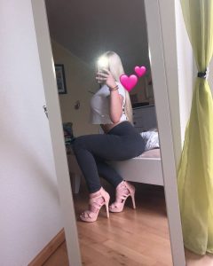 anjacarinahaslinger instagram teen german part1 2