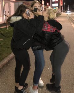anjacarinahaslinger instagram teen german part1 30