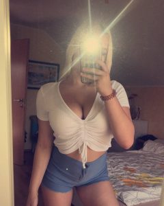 anjacarinahaslinger instagram teen german part1 5