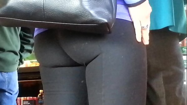 Creepshot @ Starbucks5