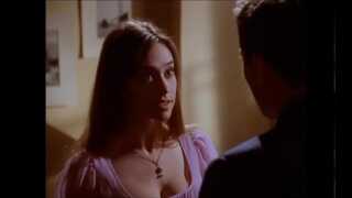 Jennifer Love Hewitt sexy cleavage downblouse, Party of Five S04E08 (no sound)