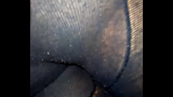 upakir a colegiala hasta con manosea