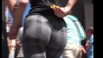 huge ass leggings