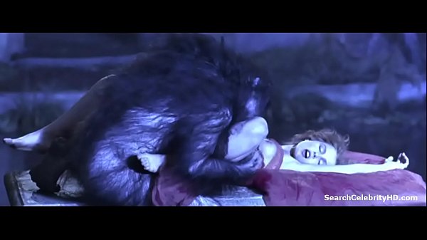 Sadie Frost in Dracula (1992)