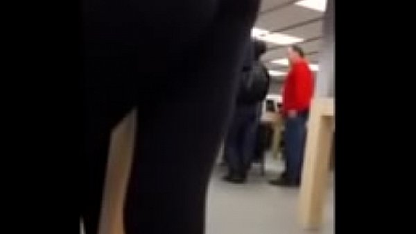 Filming my little sisters ass in leggings