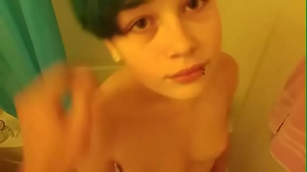 Short haired girl give a head