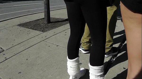teenbubblebuttcandid