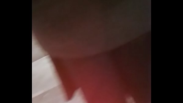 bajo la falda