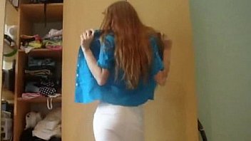 Redhead in home made action