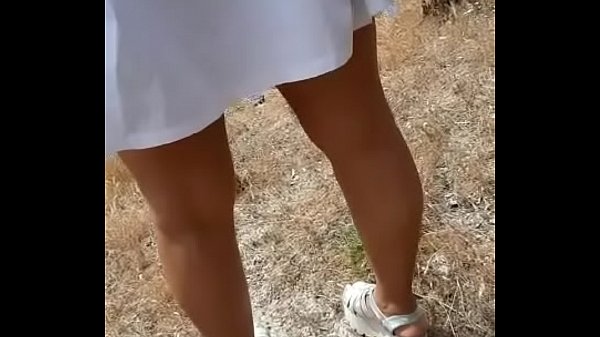 Took a look under my step sister’s dress!